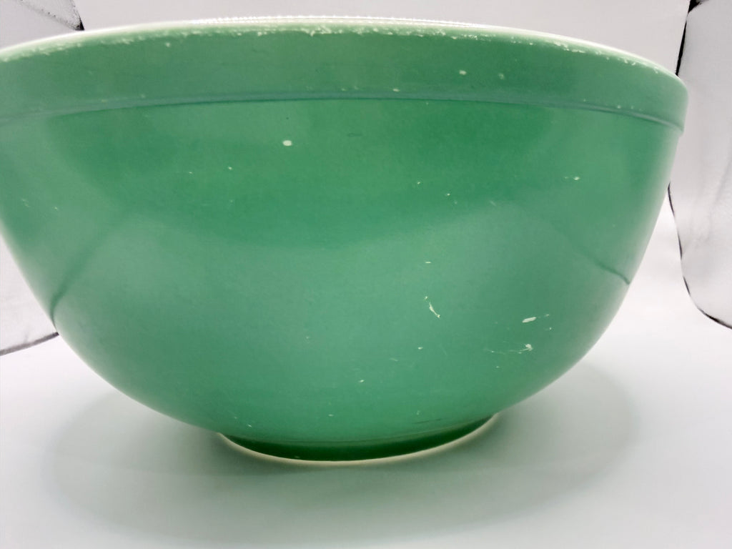 Pyrex Nesting Bowls