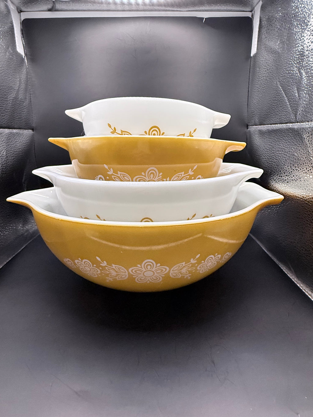 Butterfly Gold Cinderella Nesting Bowls